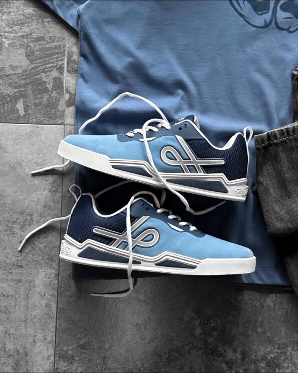 kit-estilo-urbano-completo-camiseta-calca-jeans-tenis-e-bone