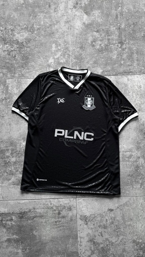 camiseta-plano-c-stickers