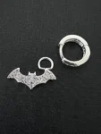 Brinco Argola Batman Cravejado Ouro Branco UNIDADE